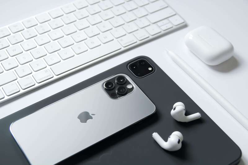 AirPods Not Playing Sound Solution for any Device - Mondol Technology