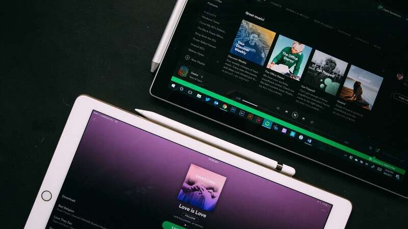 How To Unhide A Song On Spotify Playlist